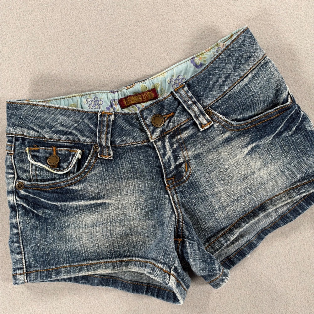 Zana-Di Jeans Y2K Low Rise Denim Shorts Floral Pocket Size 3 Blue Medium Wash